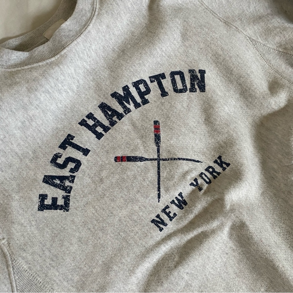 Crewneck sweater